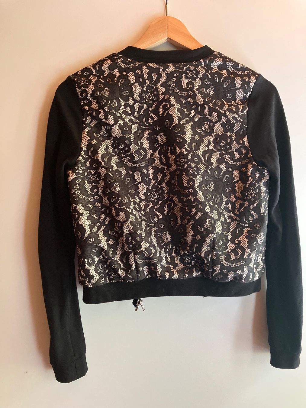 Jacken & Mäntel: Jacke mit Spitzenmuster – Gebraucht aus Alt St. Johann von philipp8179 1