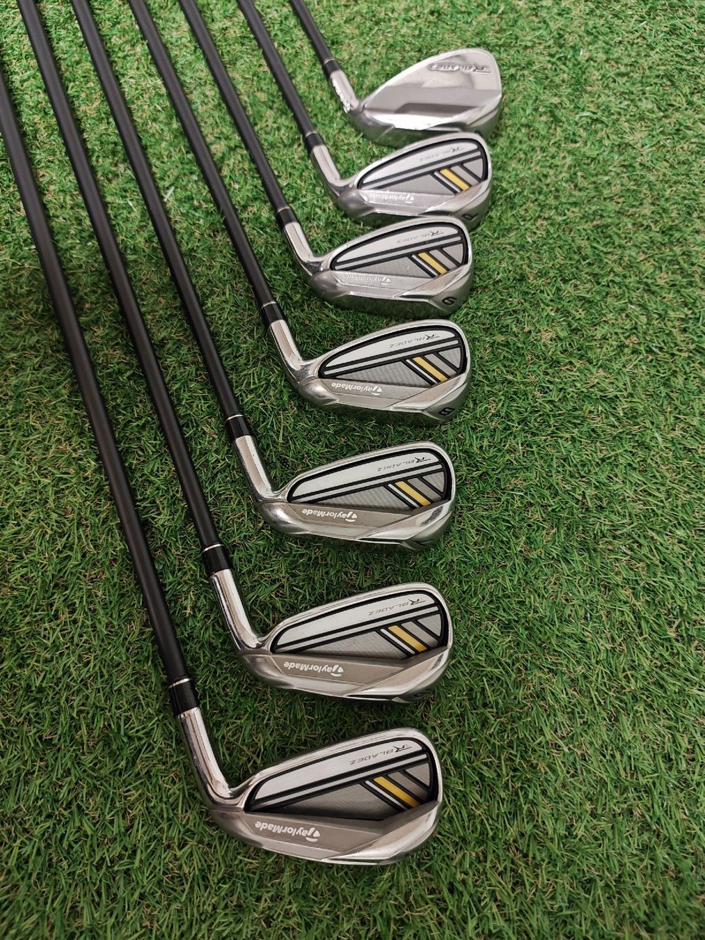 Taylor Made Schläger & Sets: TaylorMade RBZ Eisenset 5-SW in Regular Flex – Gebraucht aus Uerikon von Chreggus_Golfshop 1