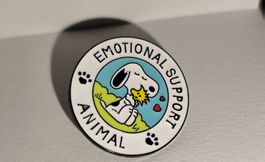 Snoopy Pin Rund - Emotional Support Animal ca. 3 cm