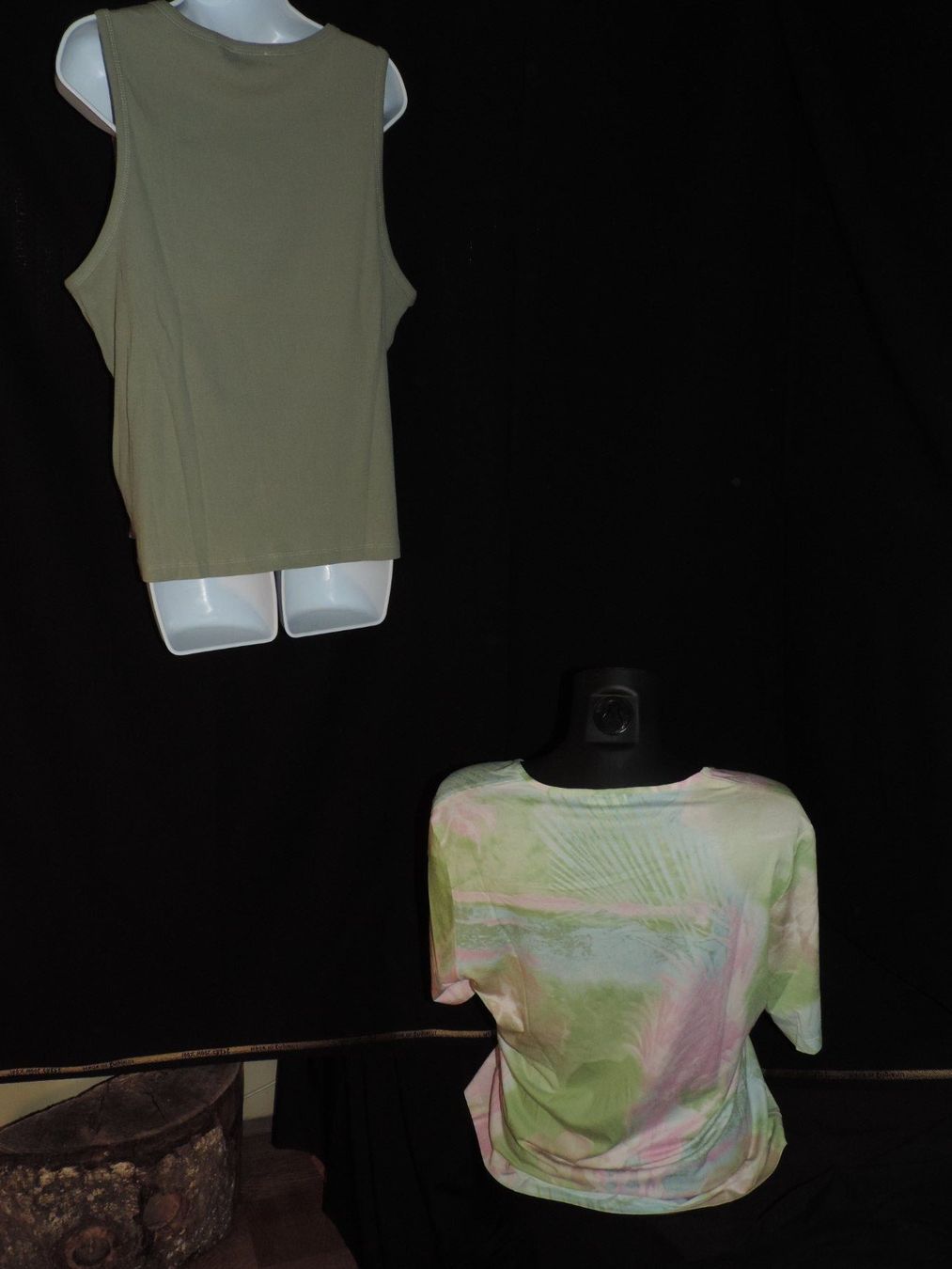 Lotti di vestiti: 2 t-shirts vert kaki et vert rose – Usato da Genève venduto da Axelle333 8