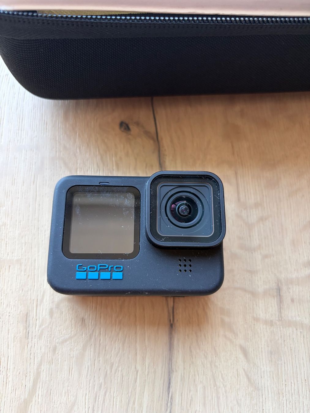Gopro Action Cam: GOPRO HERO11 Black – Usato da Besenbüren venduto da tshirt