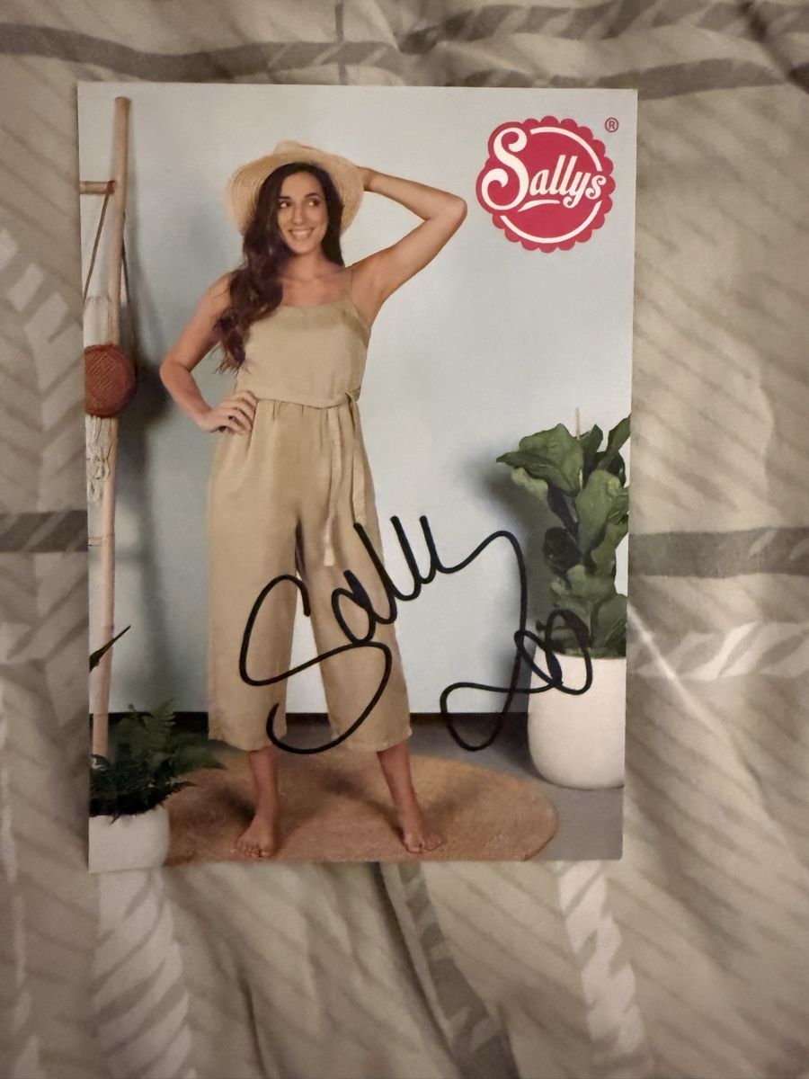 Autografi: Autogrammkarte Sallys mit Unterschrift – Usato da Rüschlikon venduto da andi_841