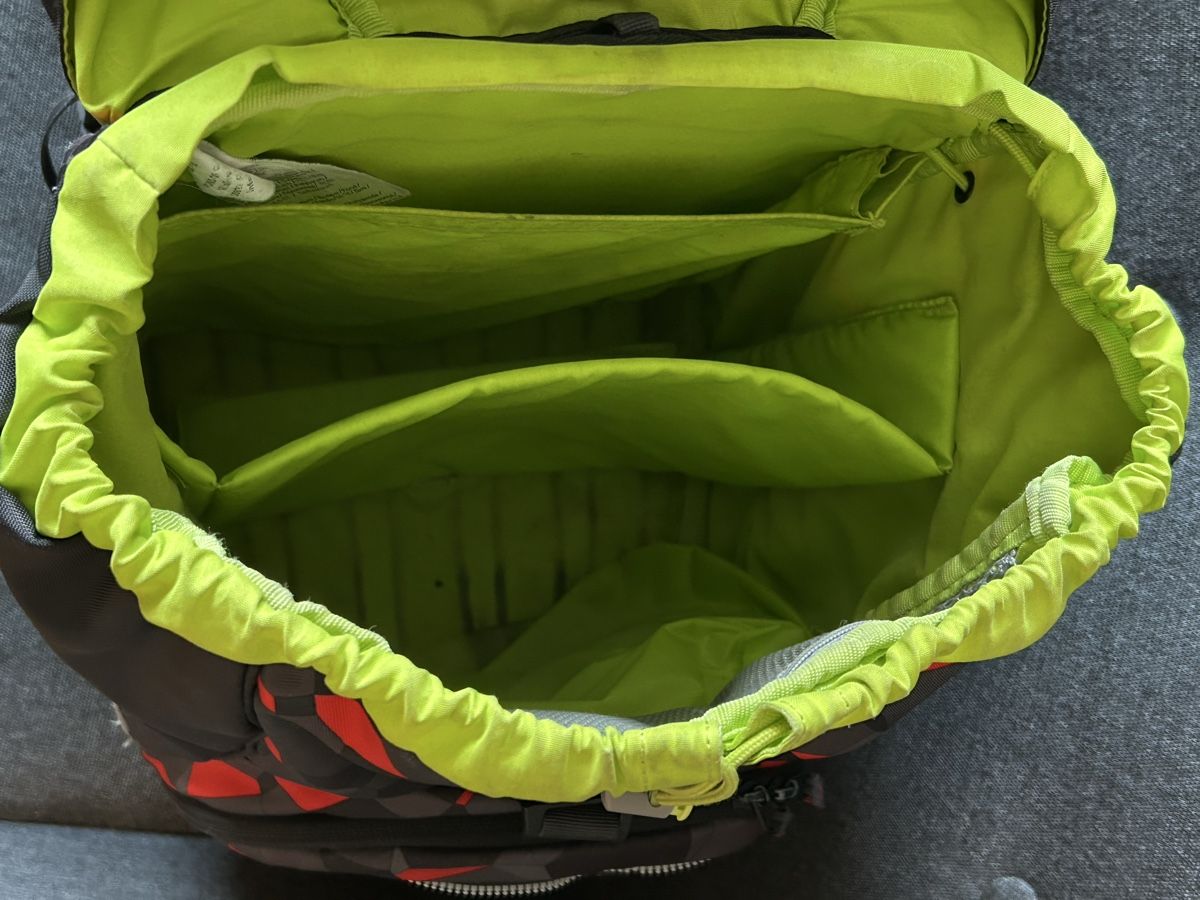 Ergobag Borse & Zaini: Ergobag Schulrucksack mit tollem Design mit Turnbeutel – Usato da Wolhusen venduto da eve_m6cg 4
