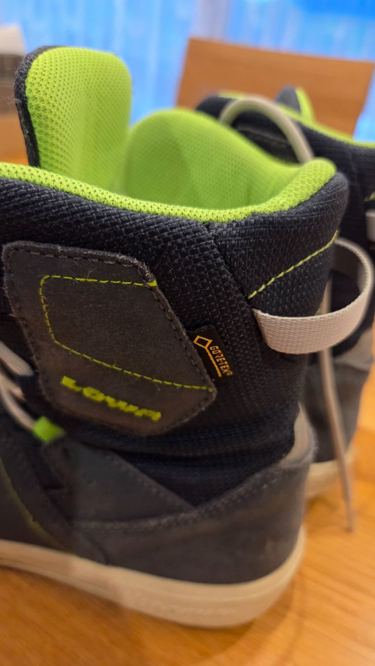 Lowa Schuhe für Jungen: Lowa Winterschuhe Gr.35 – Gebraucht aus Roggliswil von Crosser17 4