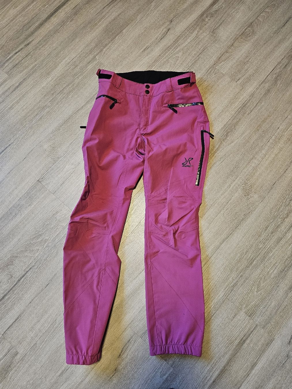 RevolutionRace Pantaloni: Revolutionrace Silence Proshell 3L Hose XS – Nuovo (secondo la descrizione) da Kiental venduto da MeSa_Niesen