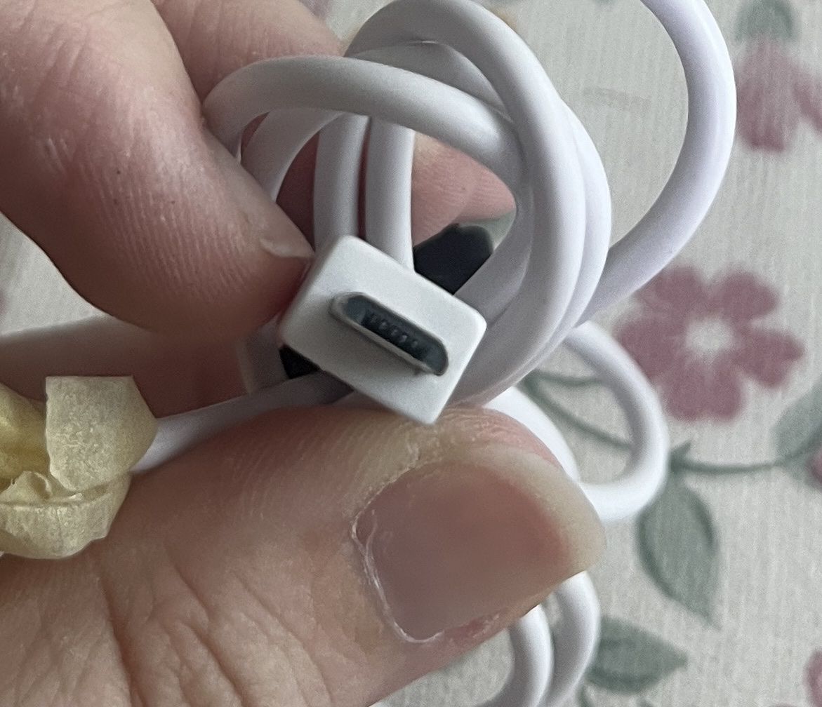 Câbles: Câble USB A - Micro B - 1m – D'occasion à Corpataux par leajsl 2