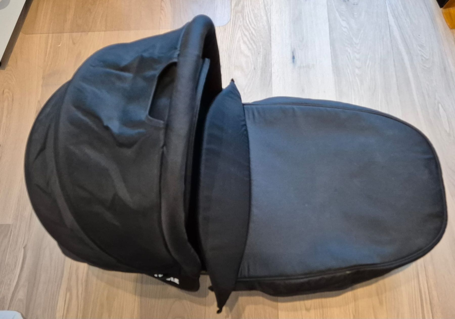 Thule Carrozzine: Thule Babywanne, Urban Glide 2 – Usato da Neunkirch venduto da SchopferC 1