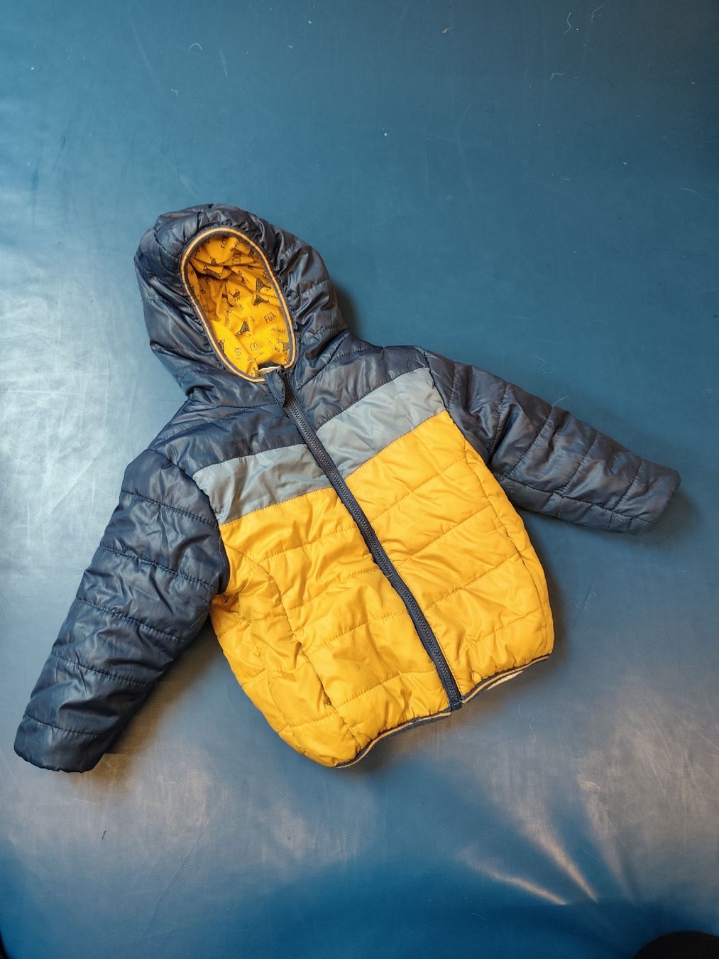 Giacche & Cappotti: Übergangsjacke Gr. 86 eher Gr. 80 – Usato da Sulz AG venduto da MayEi