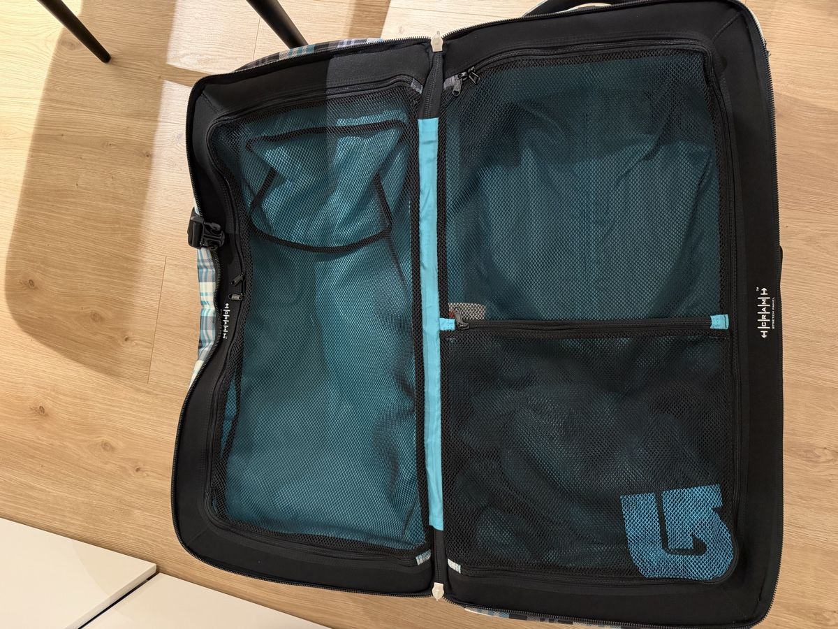 Valises & Sacs: Burton Rolling Suitcase – Neuf (Voir description) à Muttenz par c.car 6