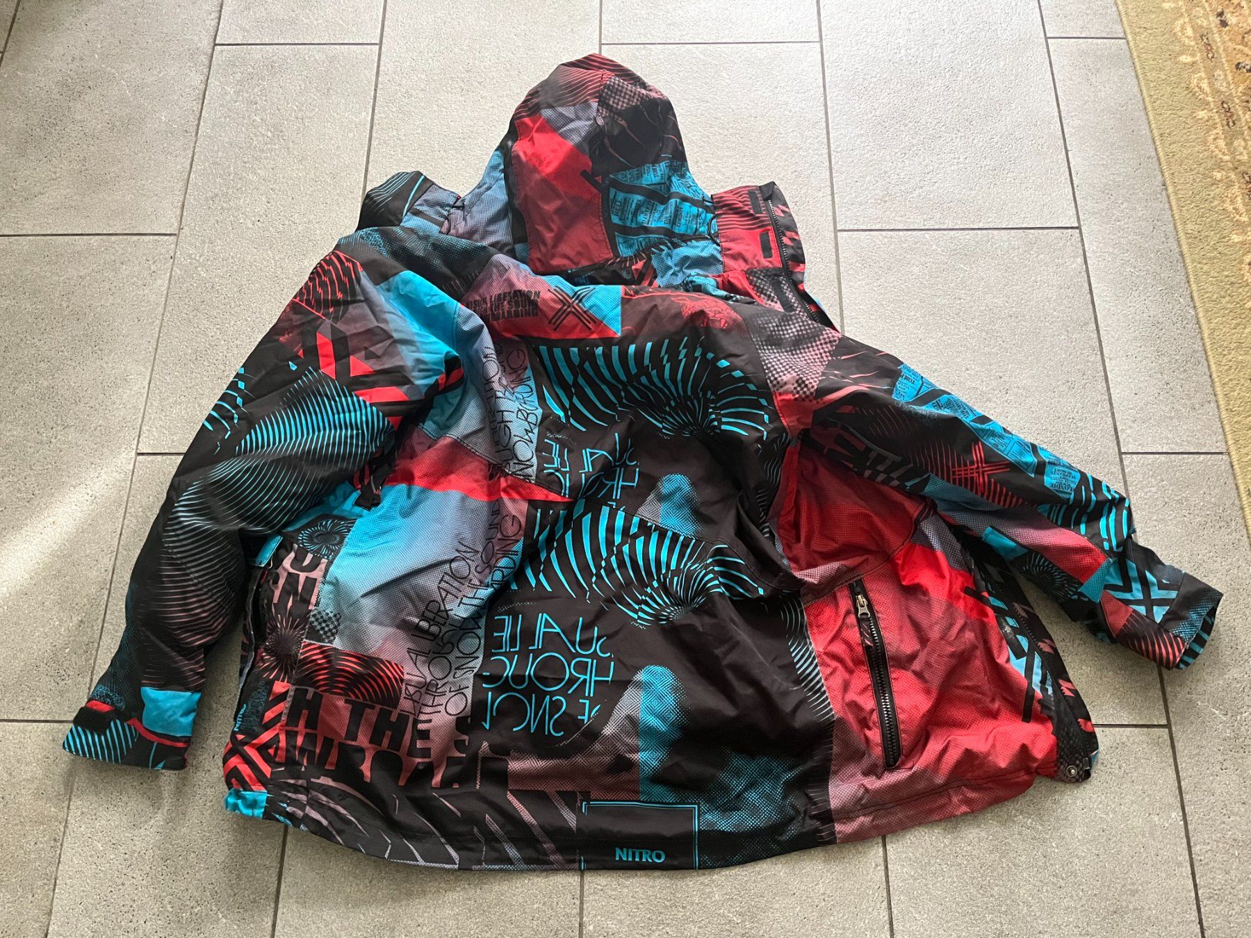 Snowboard Nitro Vestes: NITRO Jacke Grösse S, 10K – D'occasion à Solothurn par Floefi 1