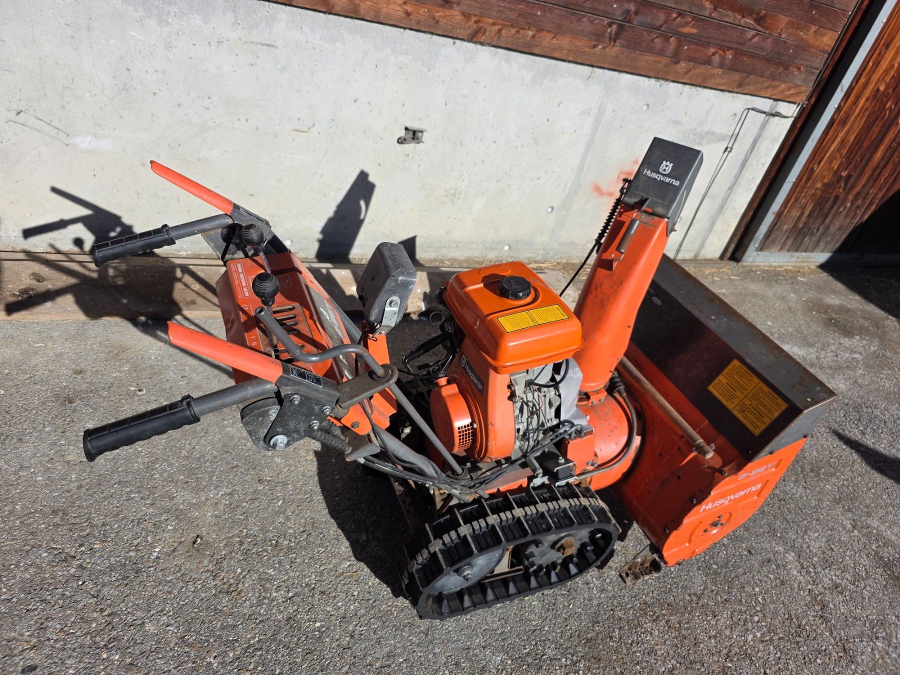 Husqvarna Sgombero neve: Schneefräse Husquarna 8-26T – Usato da Zermatt venduto da Heinrich6631