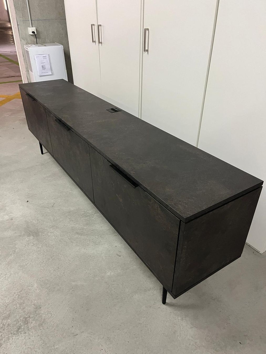 Kommoden: Wunderschönes Sideboardmöbel – Gebraucht aus Mollis von lis_758h