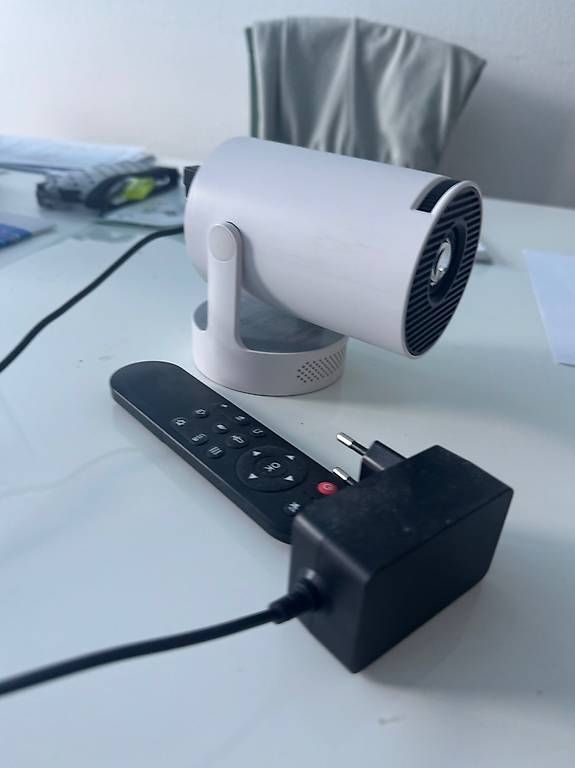 Proiettori: Projector – Usato da Bellach venduto da Thorn 3