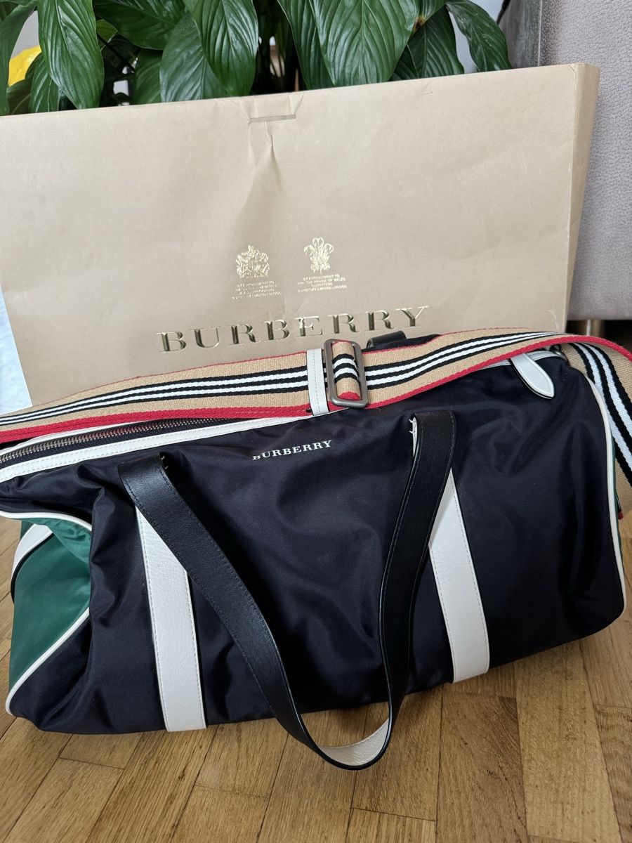 Burberry Borse: Burberry Tasche – Usato da Herisau venduto da eli_27nh