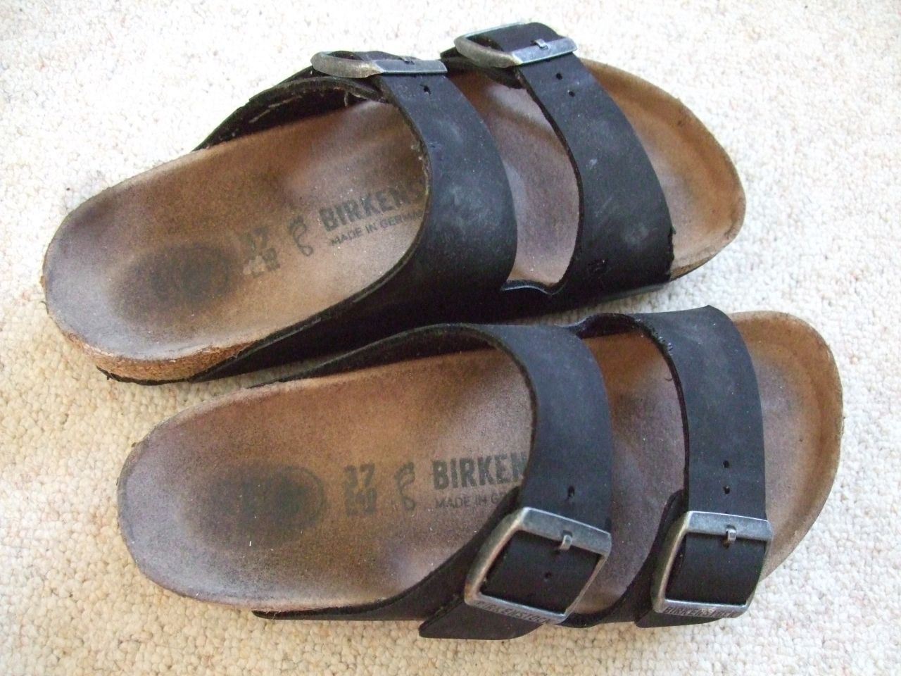 Birkenstock Chaussures femmes: Birkenstock Arizona 37 Schwarz – D'occasion à Gränichen par Ricardo51 4