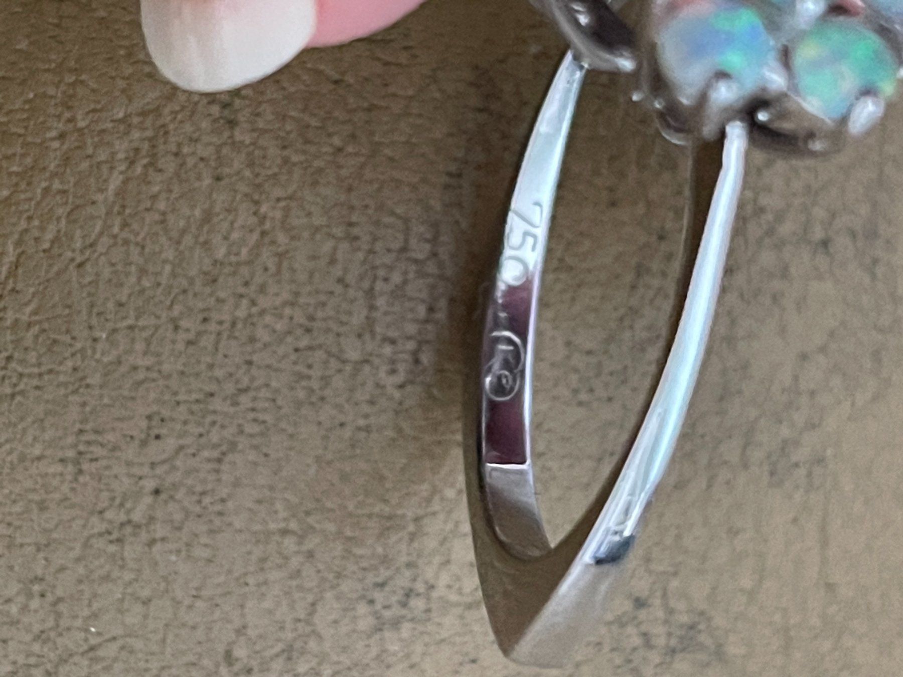 Ringe: Weissgold Ring Opalen und Brillanten – Gebraucht aus Muttenz von einfach-schoen 3