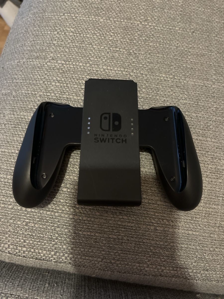 Nintendo Konsolen: Nintendo Switch Konsole – Gebraucht aus Bern von ChantiD 1