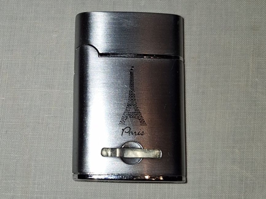 Accendini: Gasfeuerzeug Paris Souvenir – Usato da Opfikon venduto da Carslo5