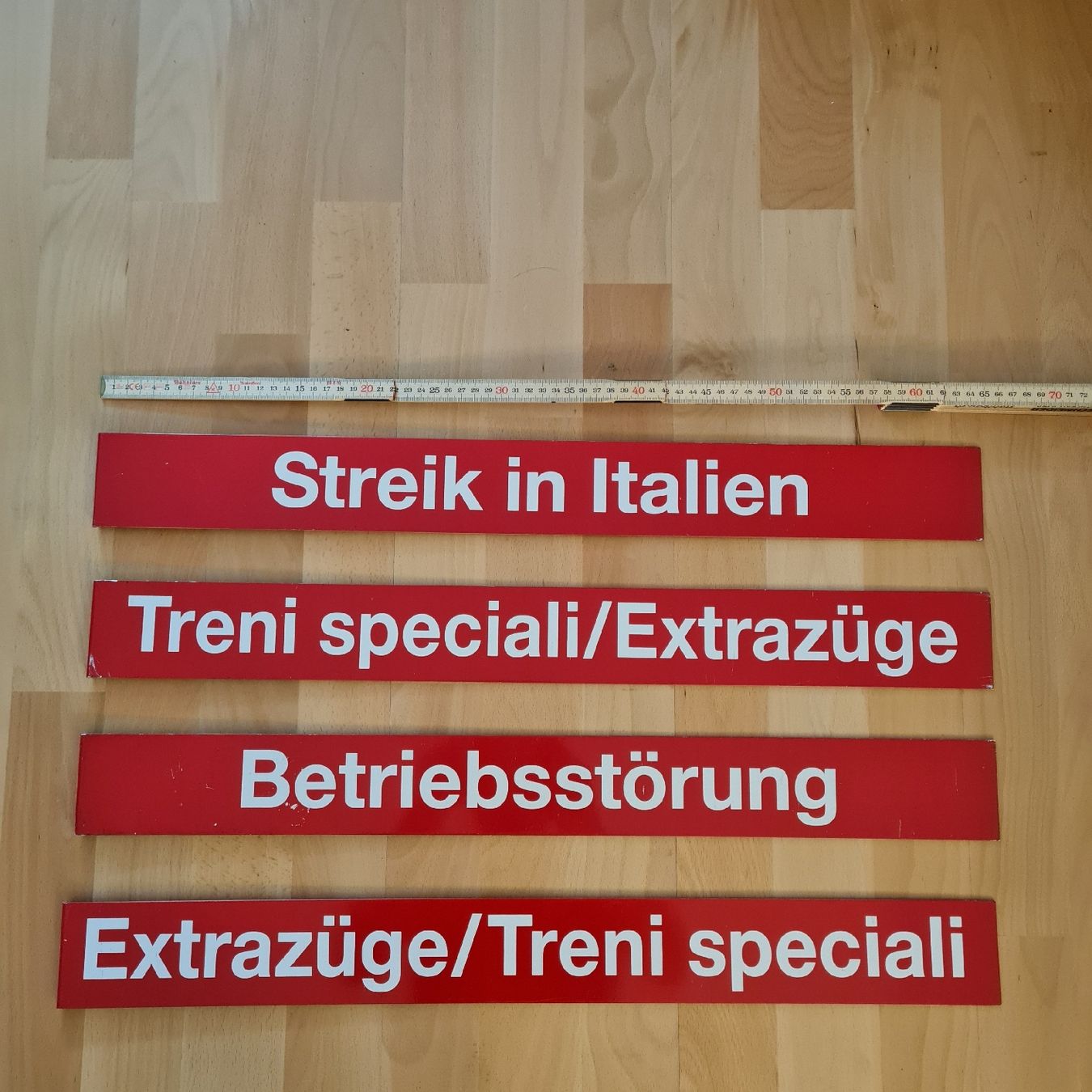 SBB/CFF/FFS Schilder: SBB Anzeigetafeln  – Gebraucht aus Basel von Piscosour01