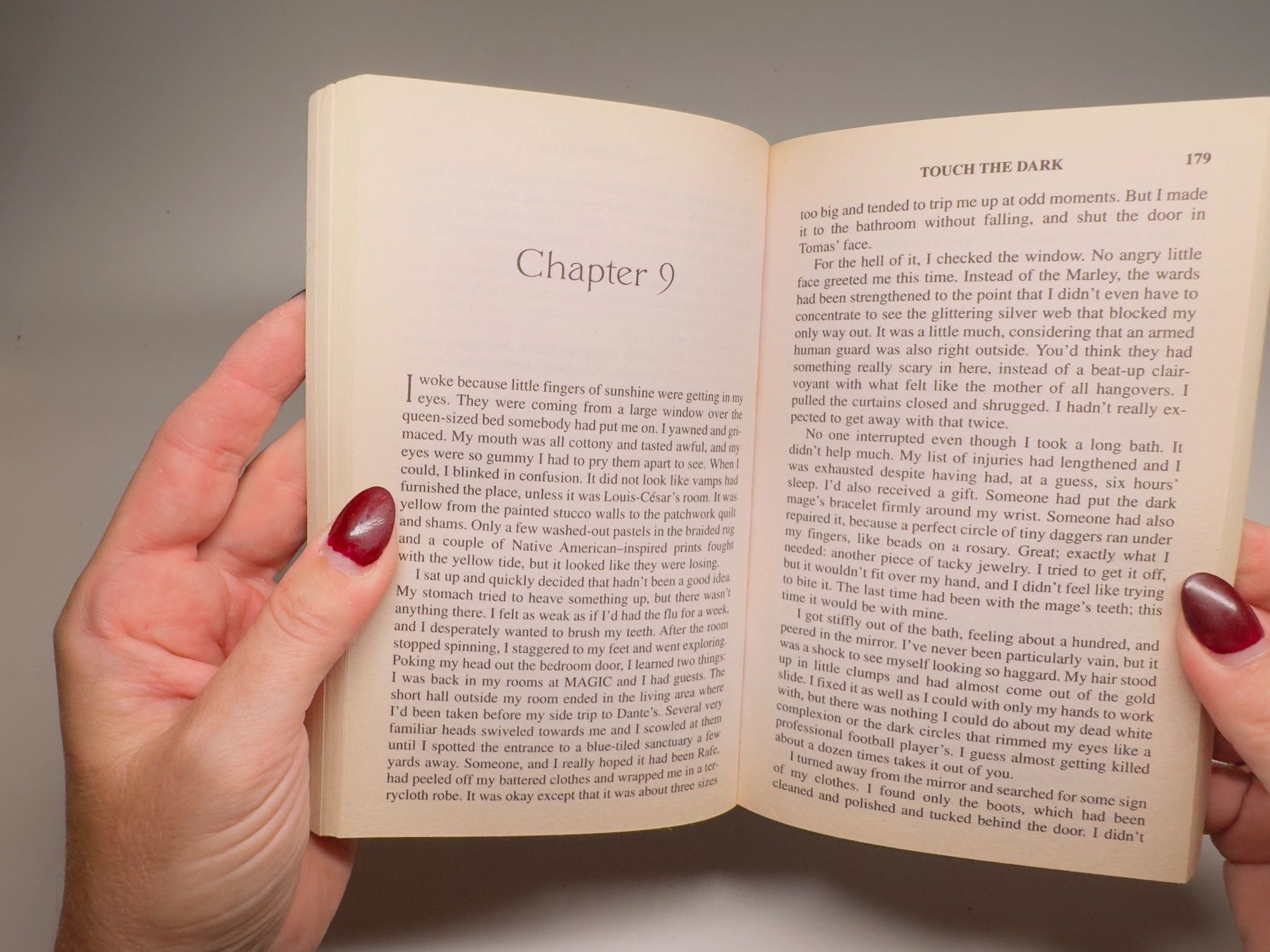 Bücher: NOVEL: Karen Chance, Touch the dark – Gebraucht aus Grosswangen von English_books 6
