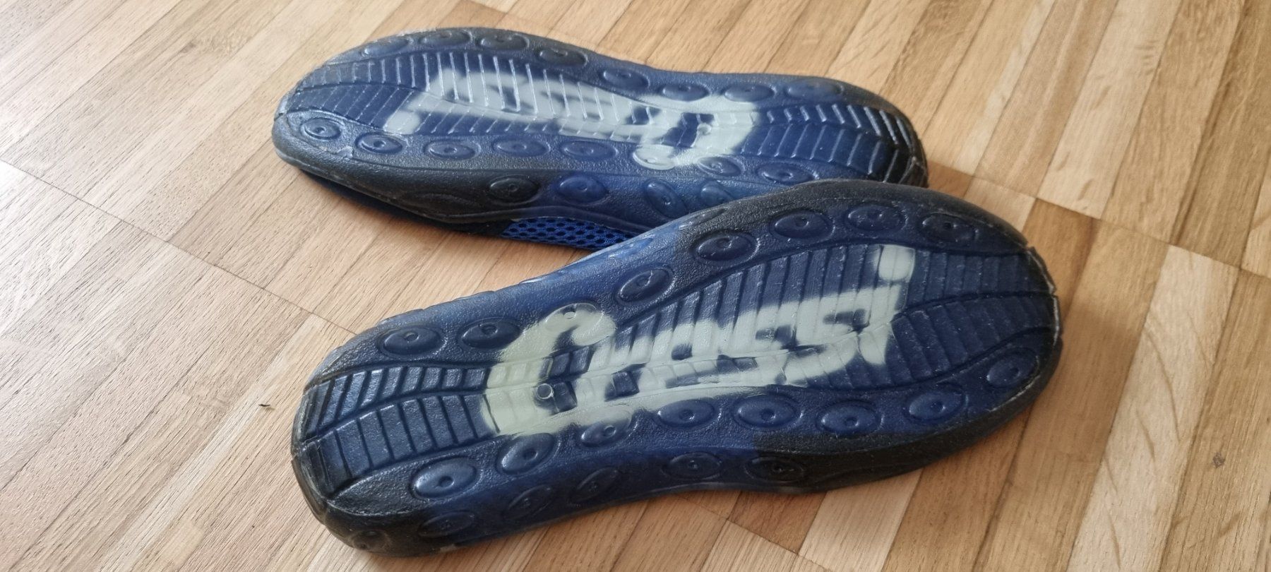 Cressi Herrenschuhe: Badeschuhe/Strandlatschen - Gr. 37 (4) – Gebraucht aus Neftenbach von DanielaS01020304 1