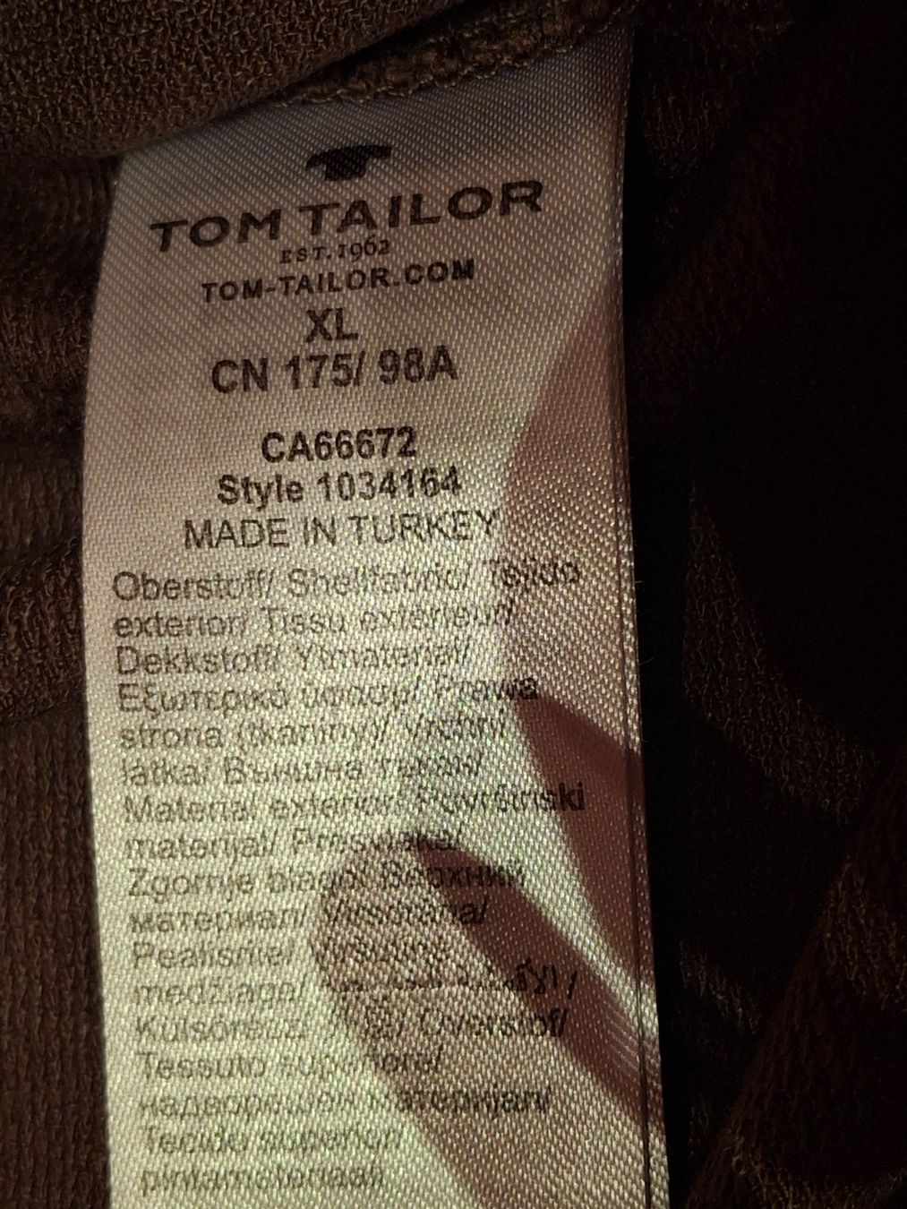 Tom Tailor Maglioni & Felpe: Pull vert olive - petit col taille XL marque Tom Tailor – Usato da Villiers venduto da san_jn5w 3
