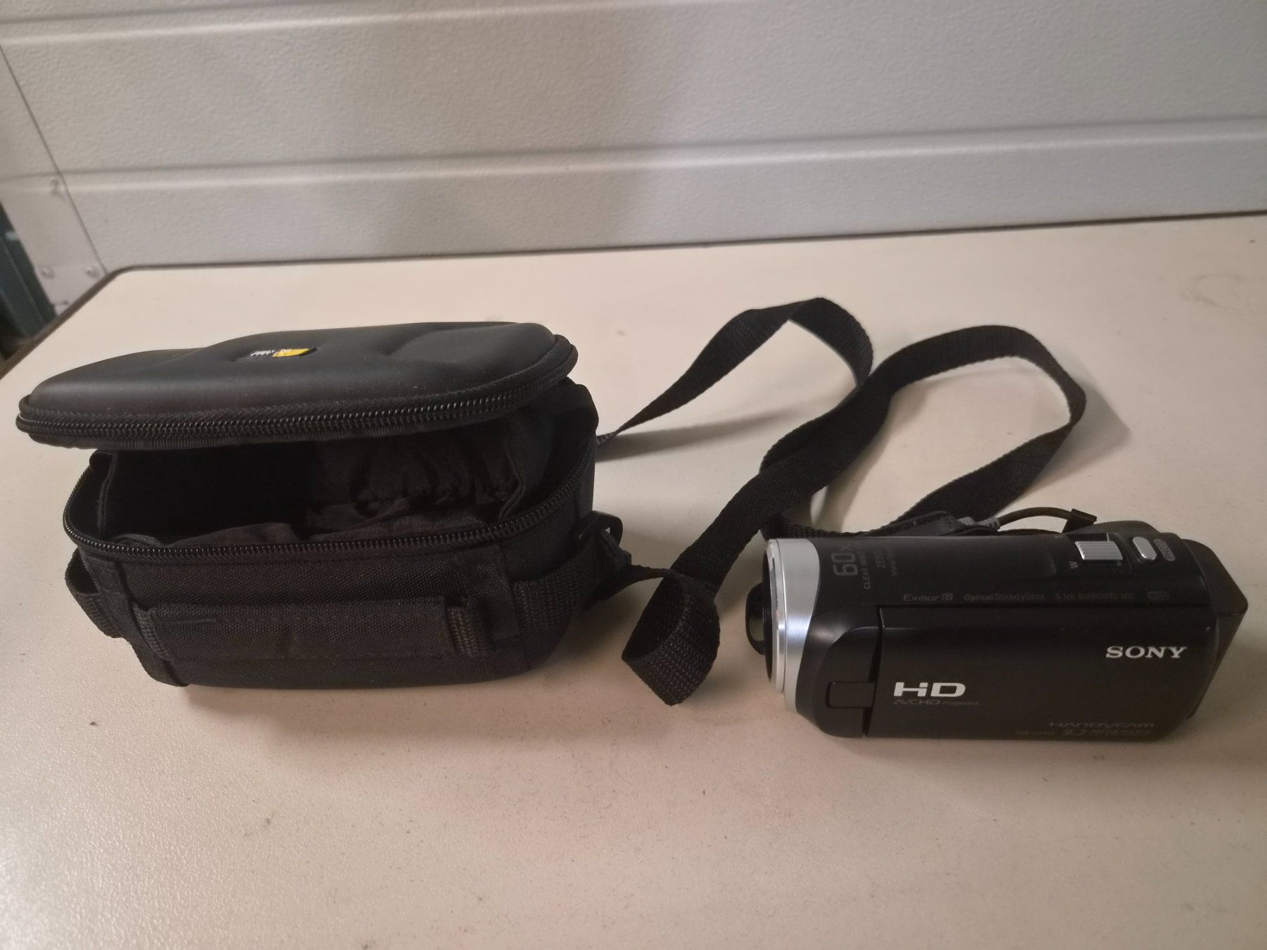 Caméra sony HDR-CX450 (Gebraucht) in Conthey für CHF 150 – mit ...