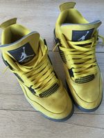 NIKE AIR JORDAN