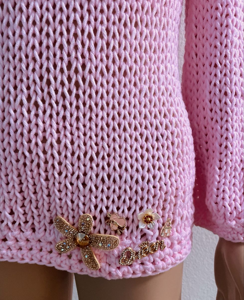 Maglioni & Felpe: Winter Pullover rosa  mit Applikationen Neu – Nuovo e nell'imballaggio originale da Au ZH venduto da Jaggy4 1