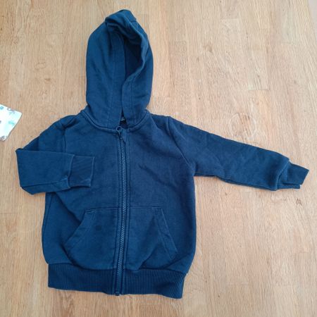 Sweatjacke Grösse 86