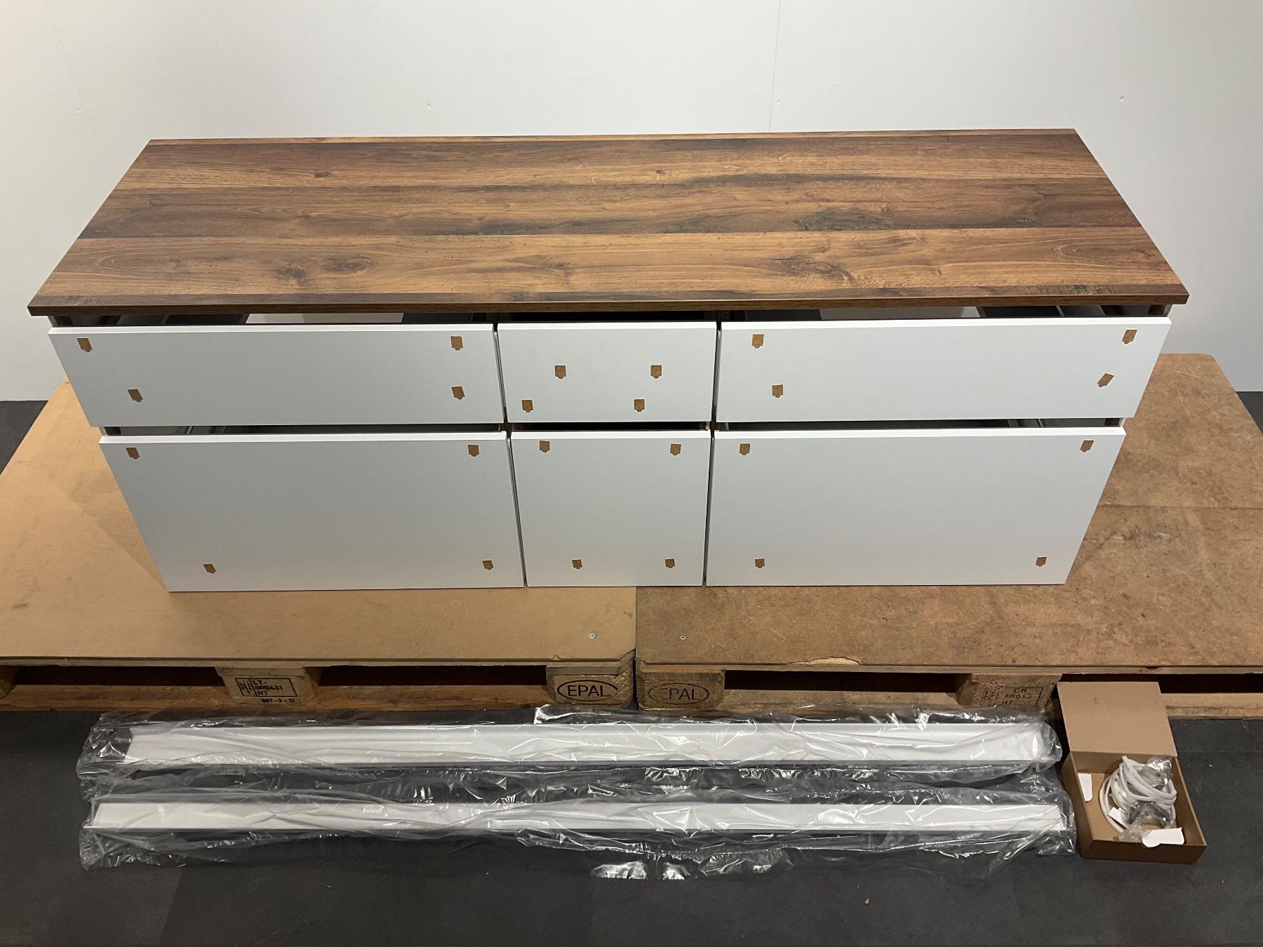 Mobili per bagno: 078 Badmöbel, weiss, Holzabdeckung, 151cm – Nuovo (secondo la descrizione) da Derendingen venduto da Meisterstuecke 4