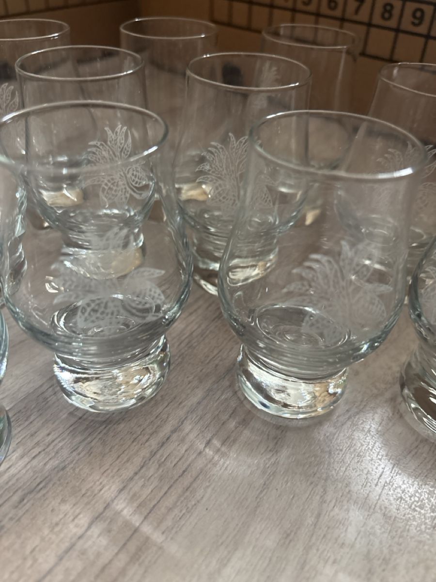 Verres: Bicchierini grappati set da 11 pezzi in vetro  – D'occasion à Giubiasco par cri_mzc6 1