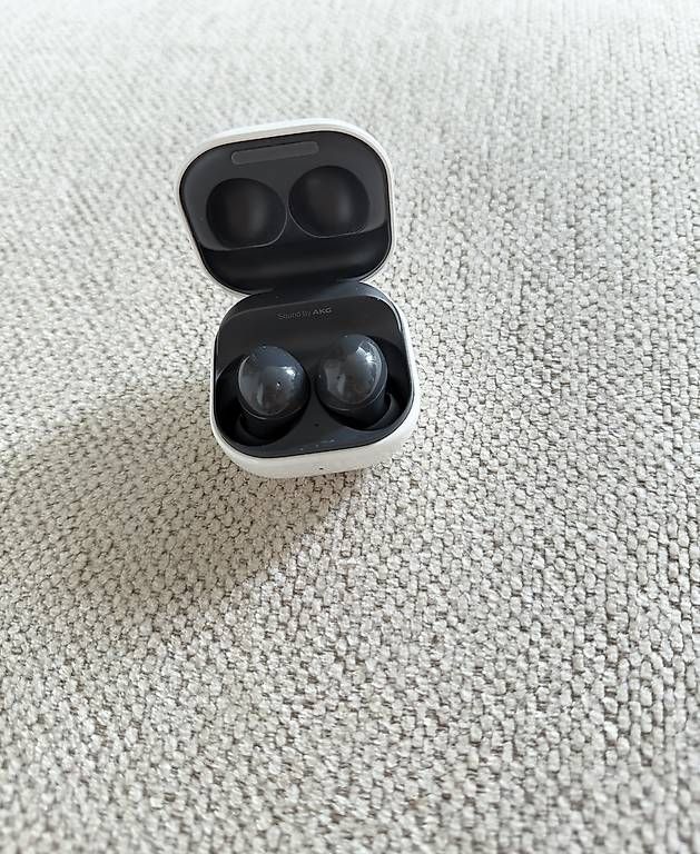 Samsung Cuffie: Samsung Galaxy Ear Buds Kopfhörer – Usato da Koblenz venduto da sam9et_ 1