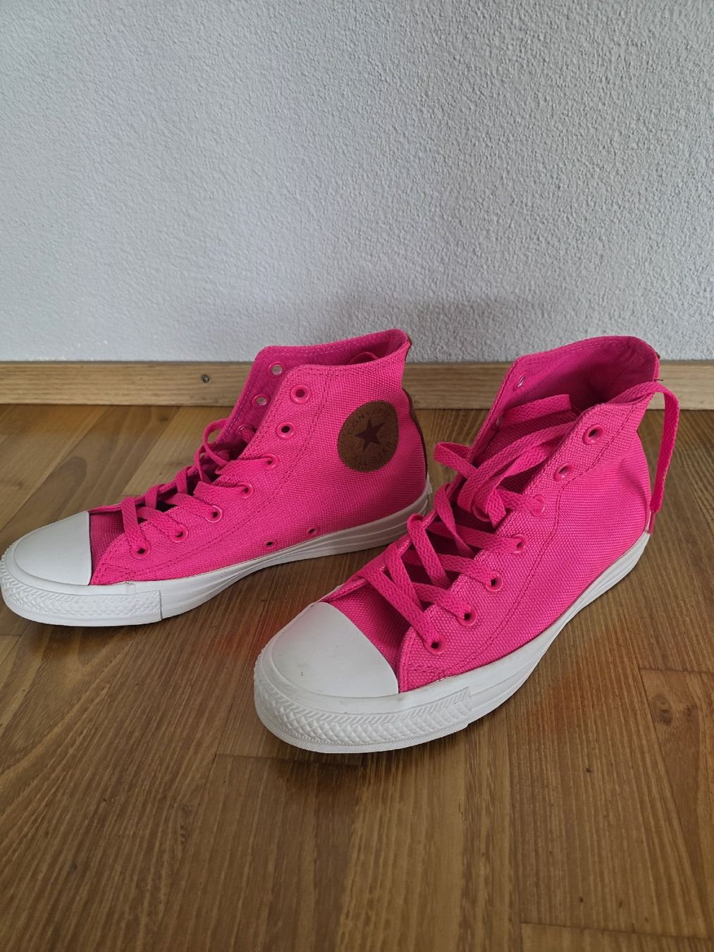 Converse Scarpe da donna: Converse NeonPink Gr. 39 neu – Nuovo (secondo la descrizione) da Bassersdorf venduto da R32DSG 1