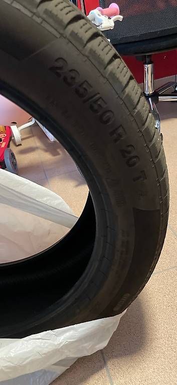 Altro in Scrittura & Disegno: Gomme invernali Continental  – Usato da Sorengo venduto da luc_bn68 1