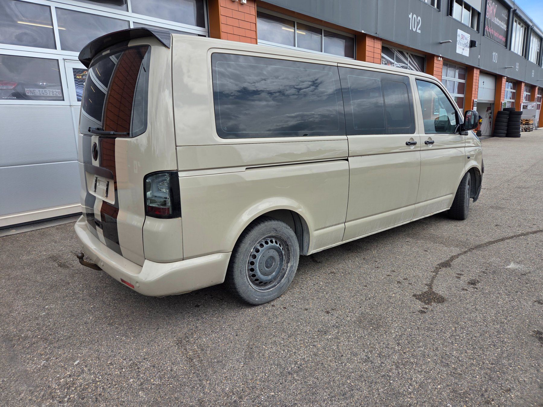 VW Veicoli commerciali: VW T5 4Motion 2.5TDI – Usato da Cortaillod venduto da inf_5z5v 3