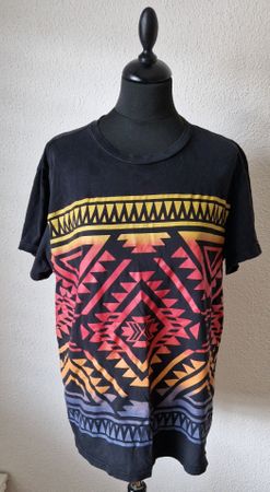 55) schwarzes T-Shirt von H&M, Grösse L