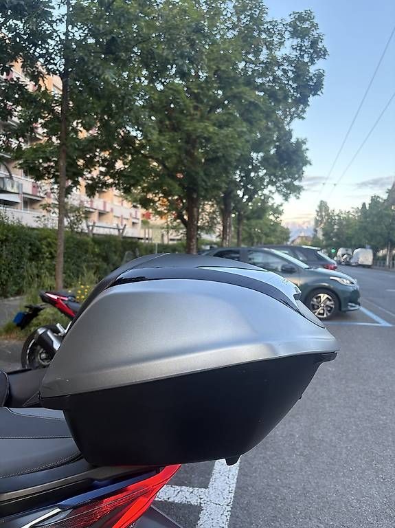 Honda Scooter: Honda Forza 125  2019 – Usato da Lausanne venduto da dyl_xzn7 3