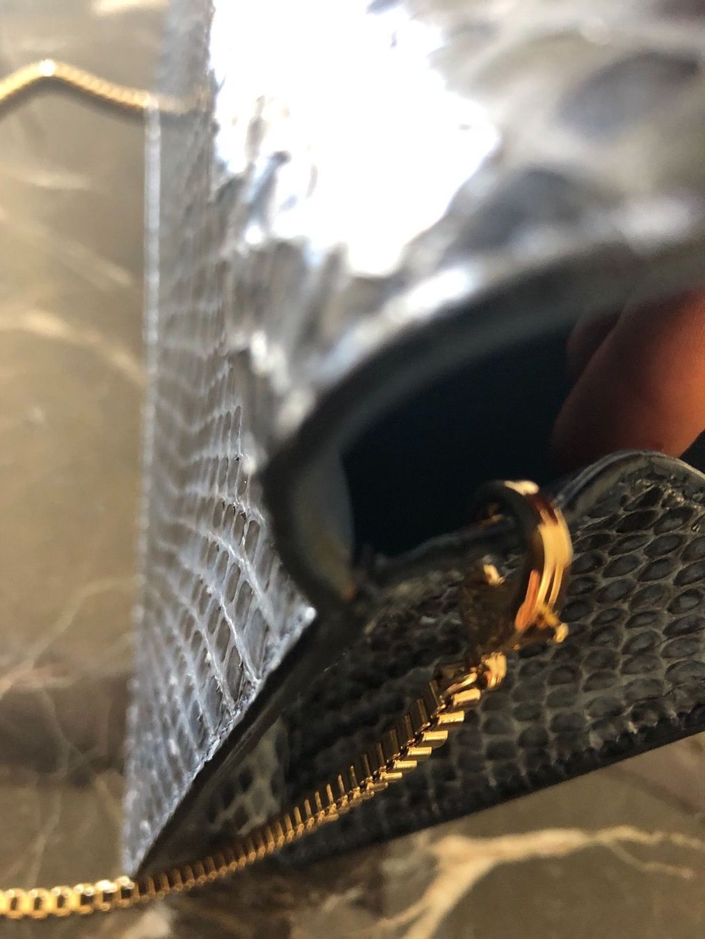 Salvatore Ferragamo Borse da donna: Clutch / bag  Ferragamo Python print (pitone) – Nuovo (secondo la descrizione) da Kilchberg ZH venduto da Daniela1985- 3