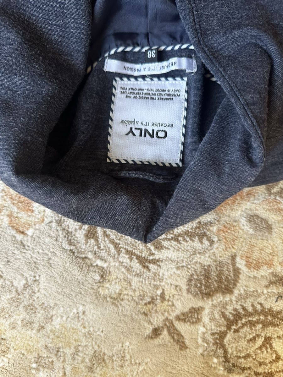 Only Jacken: ONLY BLAZER GR 38 – Gebraucht aus Uster von bek_v2ct 1