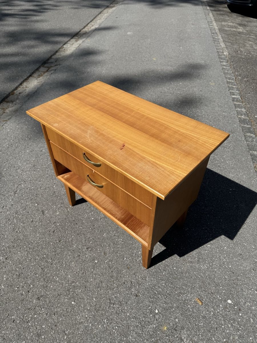 Comodini: Vintage Mid Century Modern Nachttisch  – Usato da Buchs SG venduto da Jessy.r 1