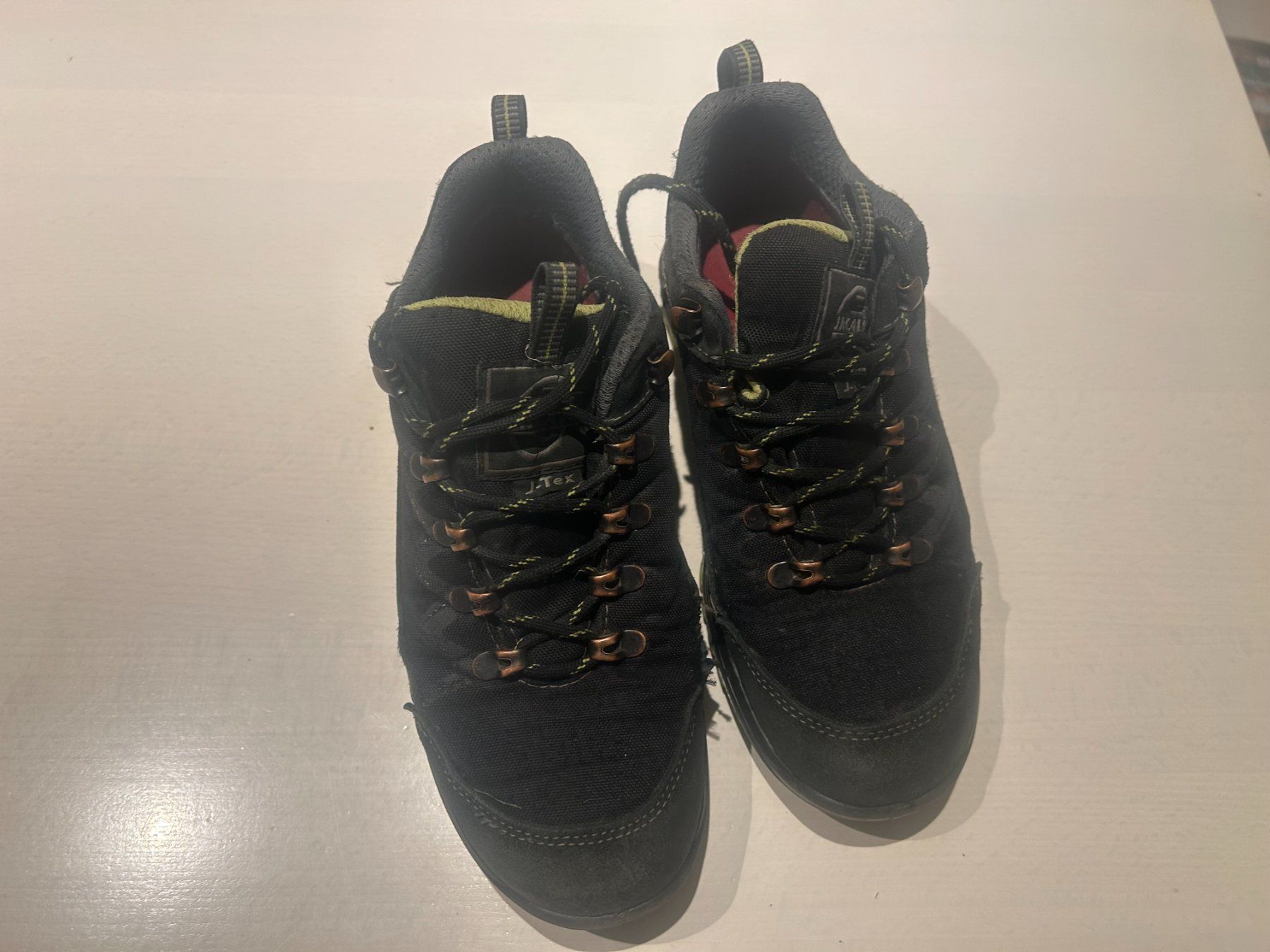 Scarpe da uomo: Freizeitschuhe Grösse 39 – Usato da Buttisholz venduto da PIOTRCH 1