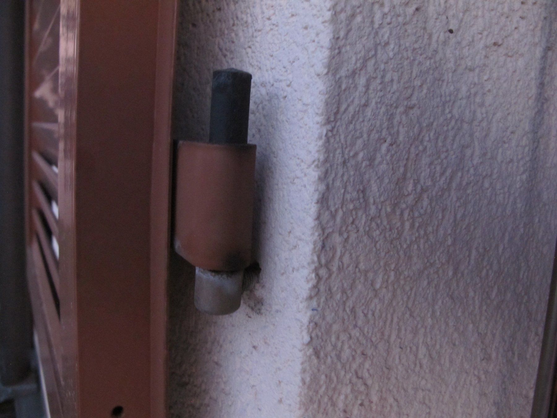 Persiane: Volets en alu thermolaqués – Usato da Ependes FR venduto da Bernol 4