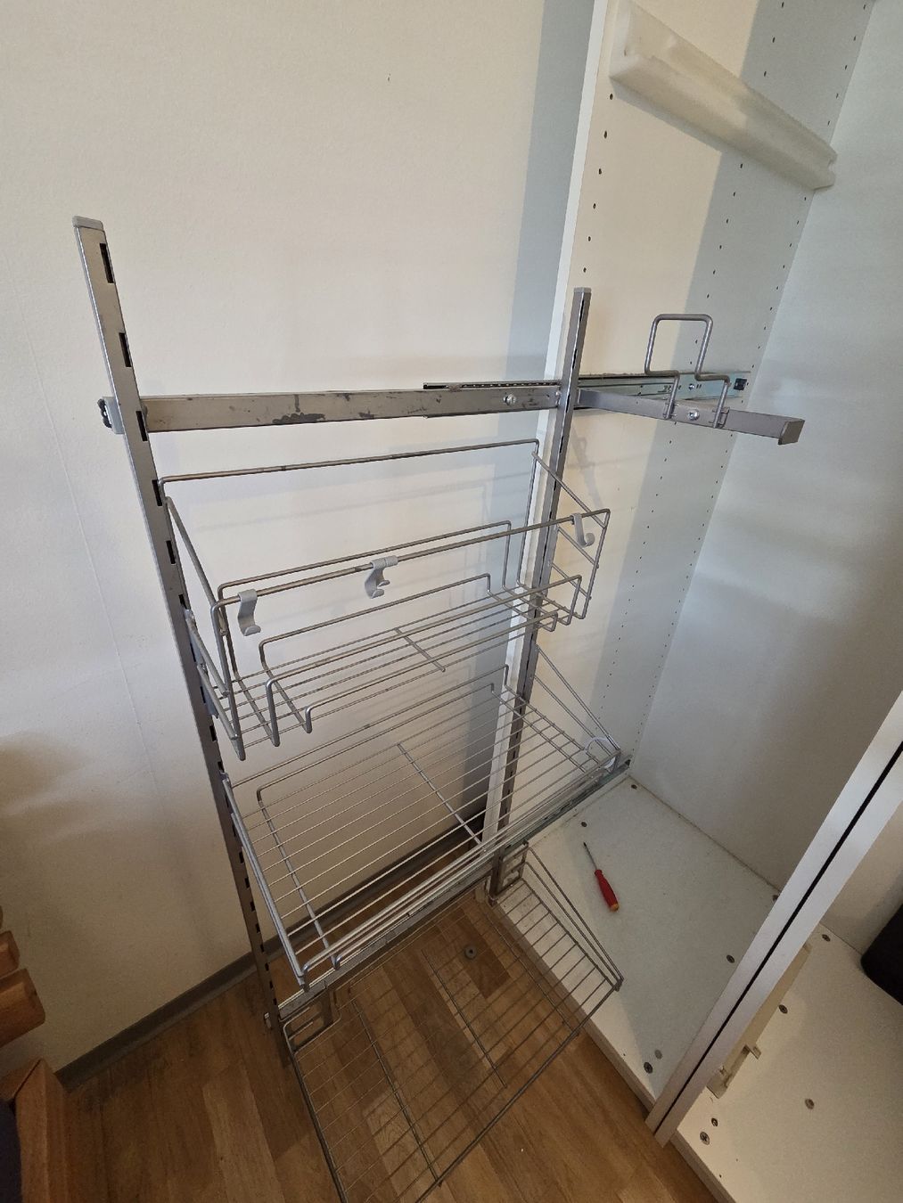 Ikea Scaffali: IKEA Metod Putzgestell – Usato da Winterthur venduto da Hunter85 2