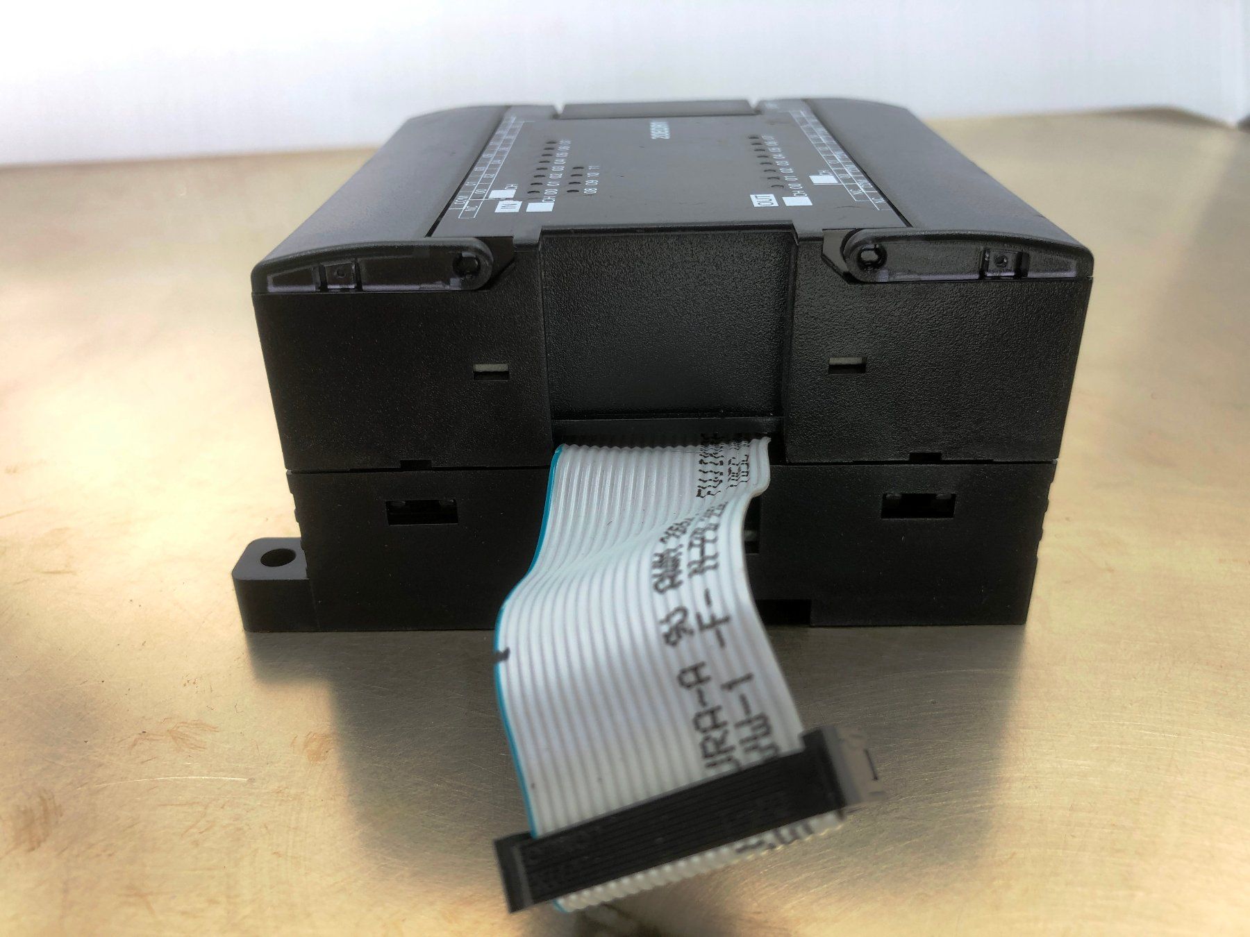 Componenti elettronici: Omron CP1W-20EDR1 In/Out Unit – Usato da Laufenburg venduto da Sirluger 4