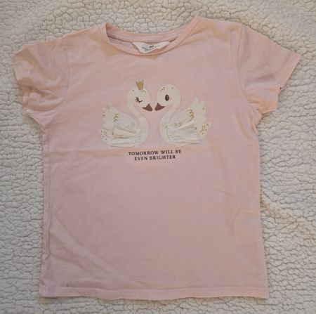H&M T-Shirt mit Schwan-Motiv Gr. 122/128