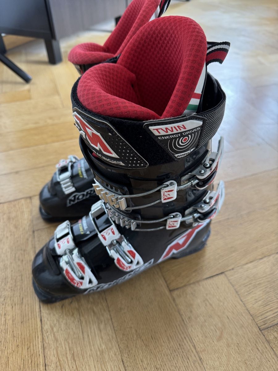 Nordica Scarpe da uomo: Nordica Doberman Pro 130 – Usato da Fribourg venduto da sam_657w 1