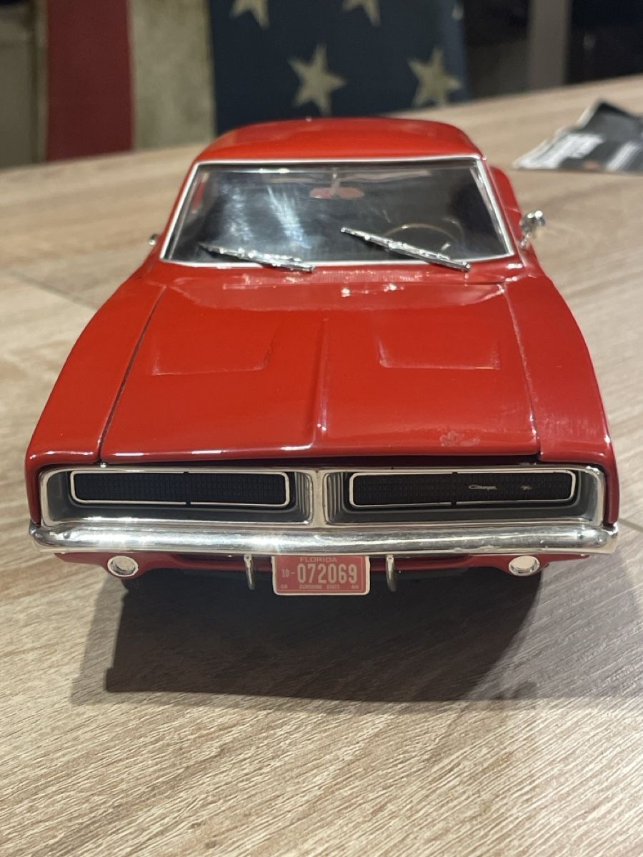 Dodge Modellini d'auto: Dodge Charger 1969 – Nuovo (secondo la descrizione) da Goldingen venduto da FirebirdLady92 2