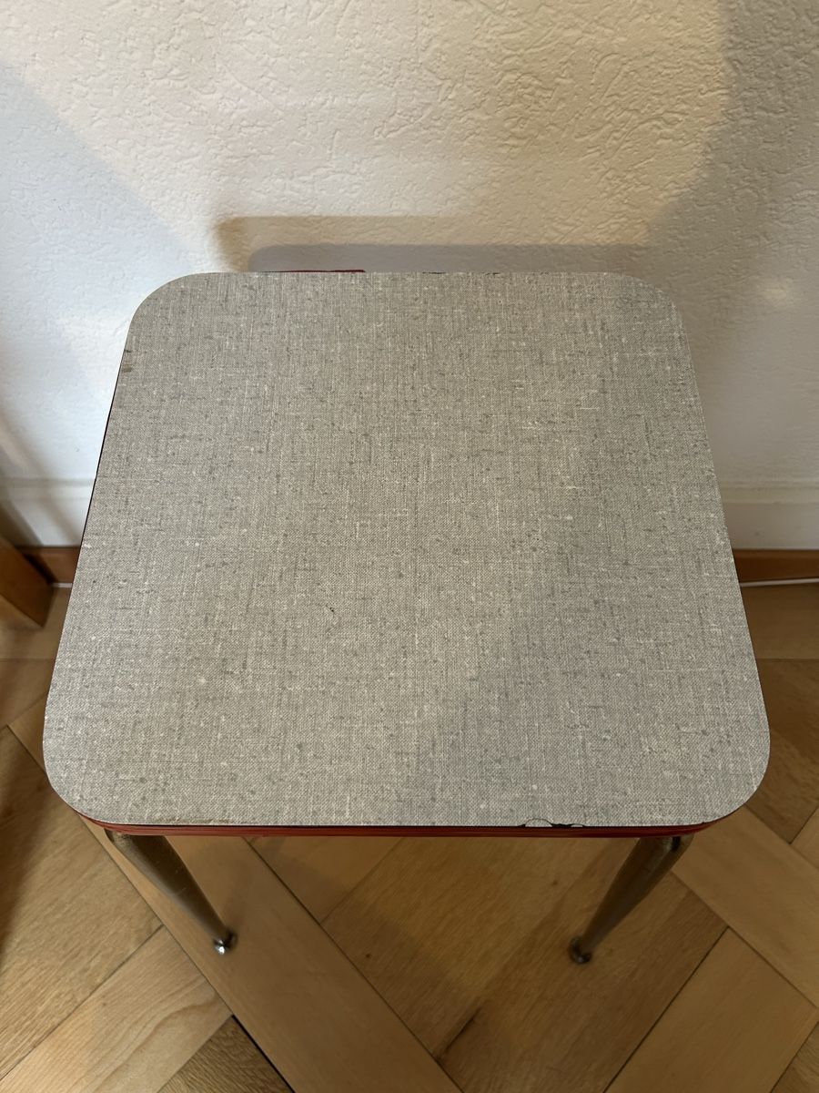 Hocker: Hocker mit tollen Stuhlbeinen – Gebraucht aus Zürich von ann_9fv5 3