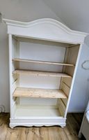 Weisses Regal mit drei Holzböden gebraucht